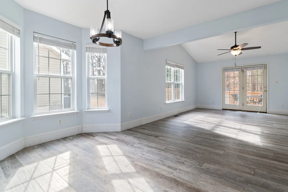 Clean, safe room after biohazard cleanup in Lakeview Estates, GA
